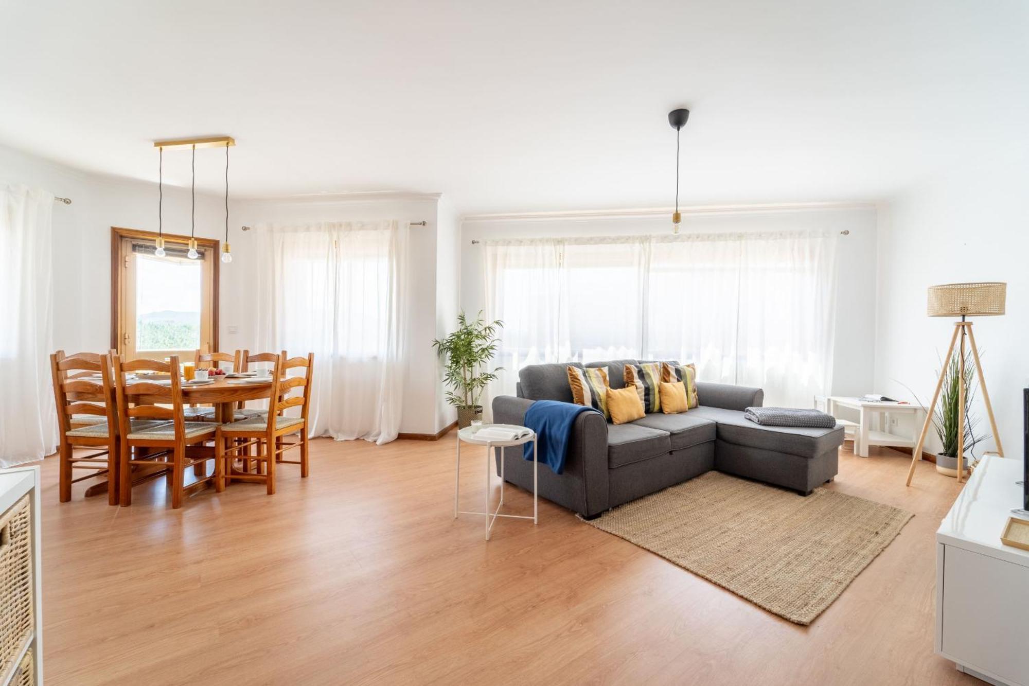 Flat By House And People * Viana do Castelo